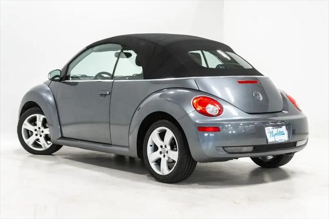 2006 Volkswagen New Beetle 2.5
