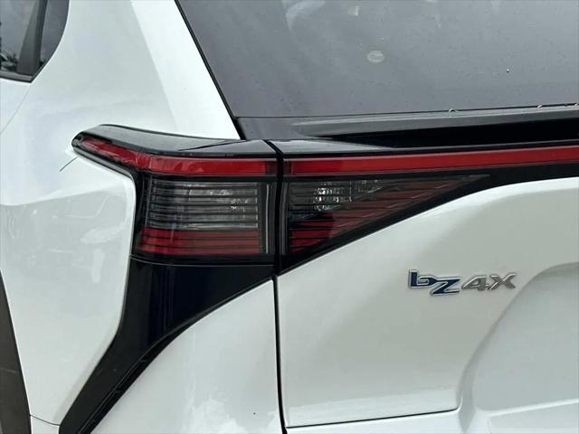 2023 Toyota bZ4X XLE