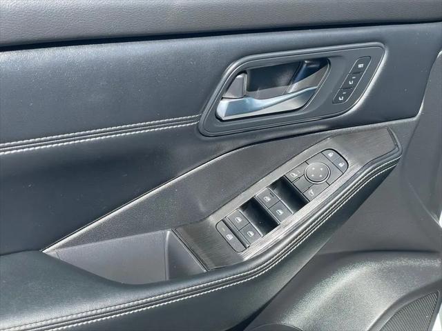 2025 Nissan Rogue SL Intelligent AWD