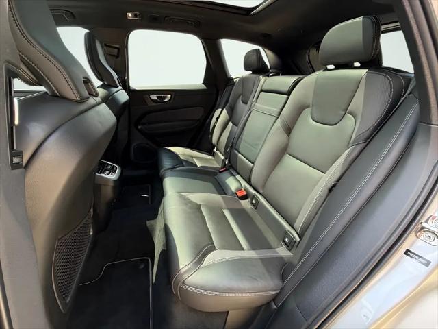 2020 Volvo XC60 T5 R-Design