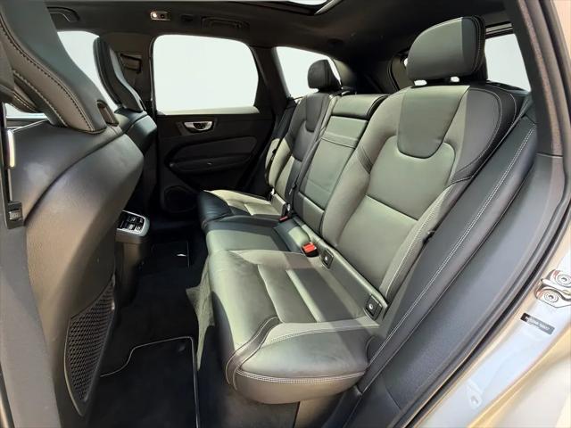 2020 Volvo XC60 T5 R-Design