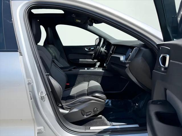2020 Volvo XC60 T5 R-Design