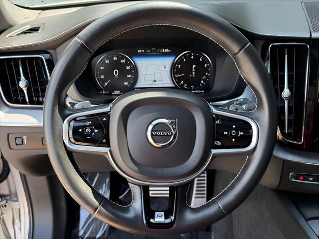 2020 Volvo XC60 T5 R-Design