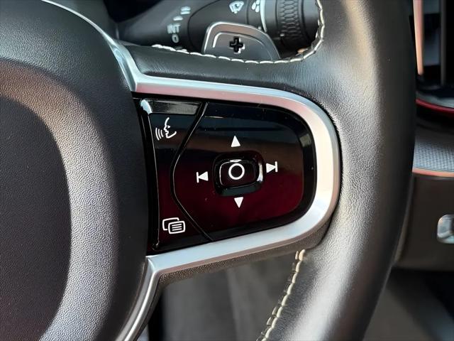 2020 Volvo XC60 T5 R-Design