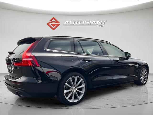 2020 Volvo V60 T5 Momentum