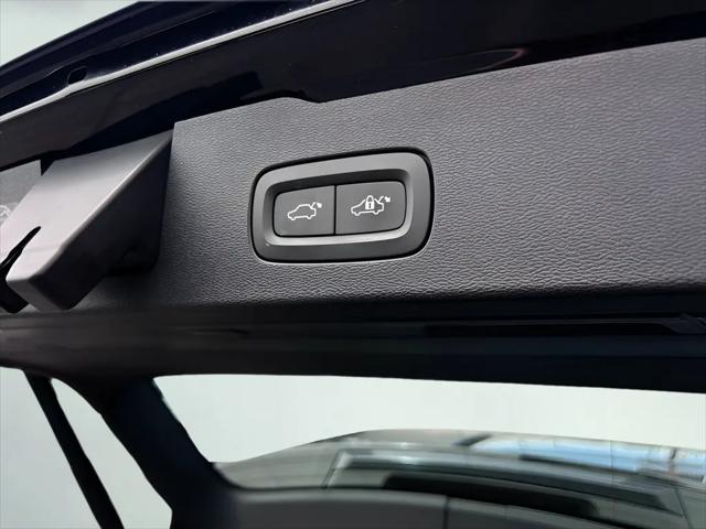 2020 Volvo V60 T5 Momentum