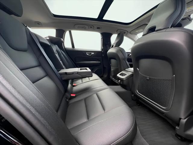 2020 Volvo V60 T5 Momentum