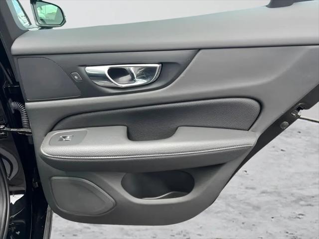 2020 Volvo V60 T5 Momentum