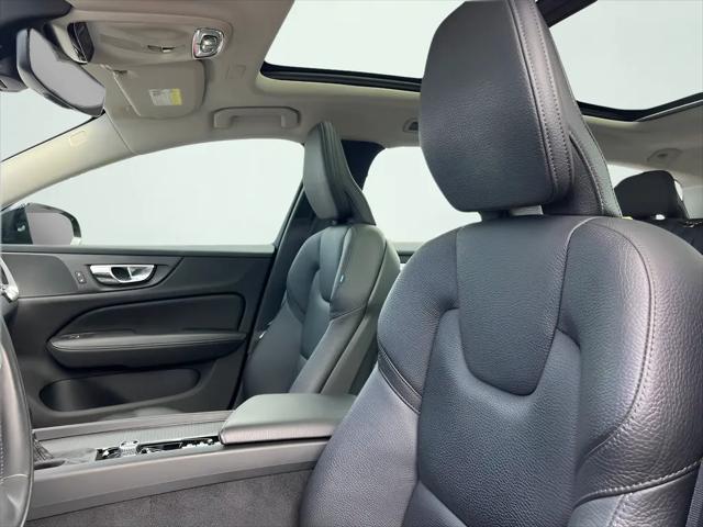 2020 Volvo V60 T5 Momentum