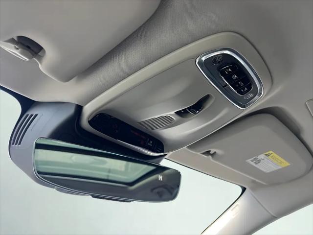 2020 Volvo V60 T5 Momentum