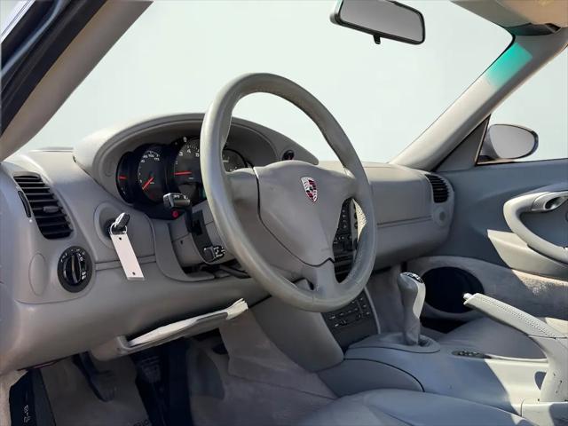 2001 Porsche 911 Carrera
