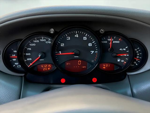 2001 Porsche 911 Carrera