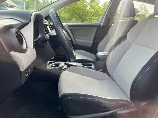 2017 Toyota RAV4 XLE