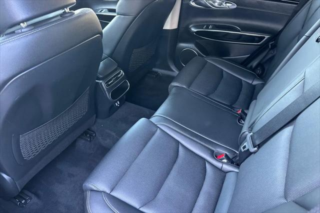 2025 Genesis GV70 2.5T AWD