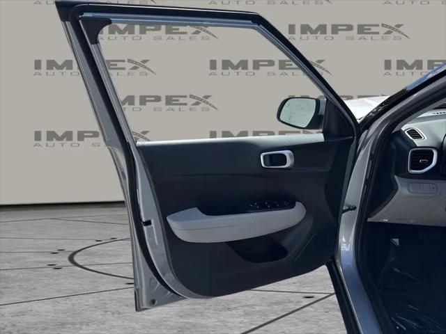 2025 Hyundai Venue SEL