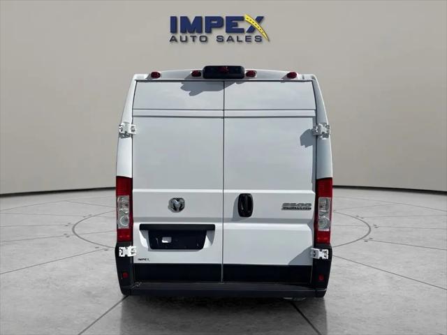 2026 Ram ProMaster 2500 Cargo Van Tradesman High Roof 159" WB w/Pass Seat
