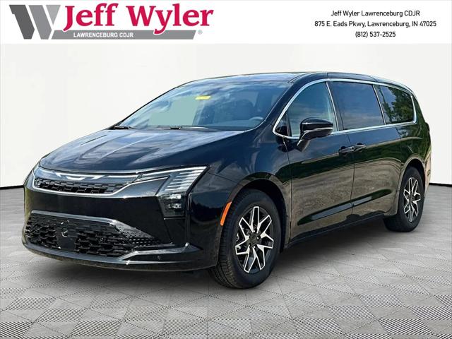 2027 Chrysler Pacifica Limited for sale in Lawrenceburg, IN
