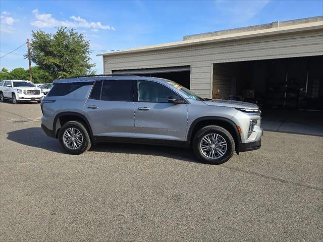 2025 Chevrolet Traverse AWD LT