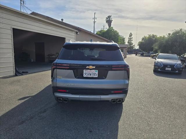 2025 Chevrolet Traverse AWD LT