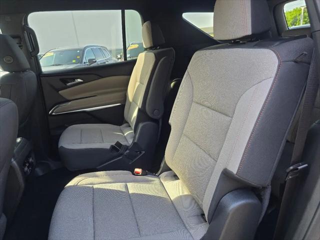 2025 Chevrolet Traverse AWD LT