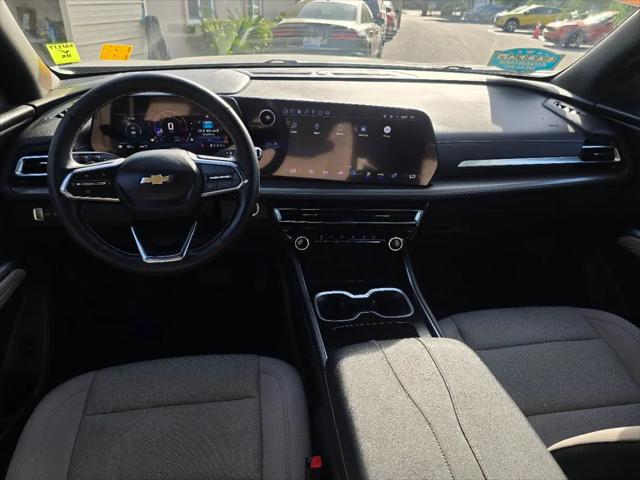2025 Chevrolet Traverse AWD LT