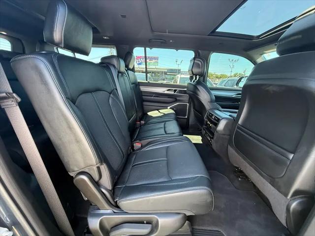 2023 Jeep Wagoneer Series II Carbide 4x4