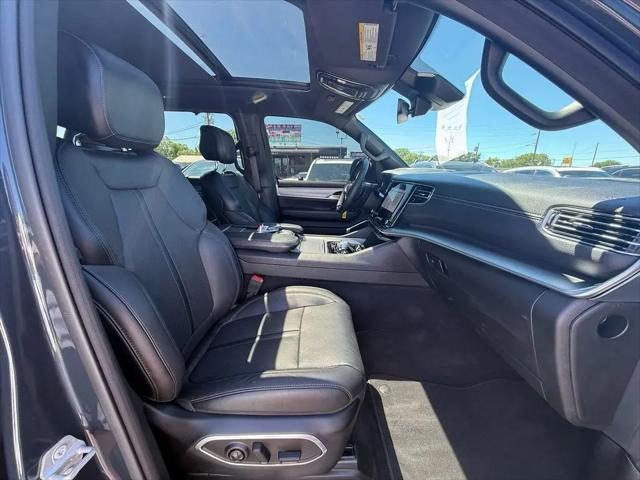 2023 Jeep Wagoneer Series II Carbide 4x4