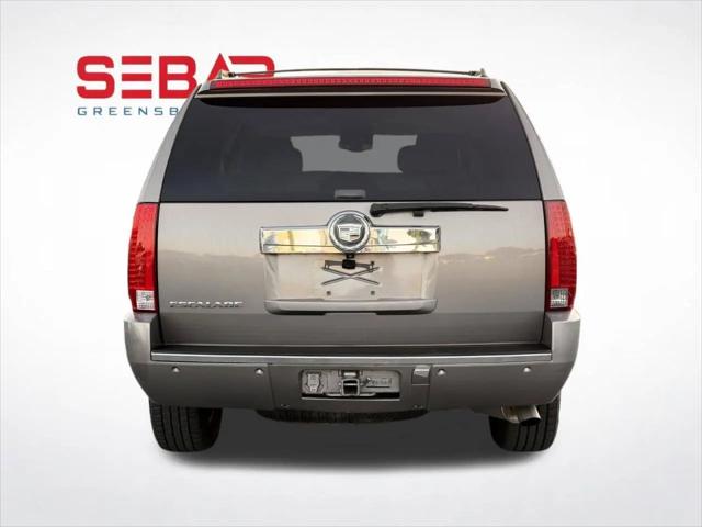 2007 Cadillac Escalade Standard