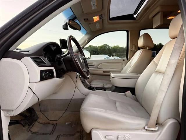 2007 Cadillac Escalade Standard