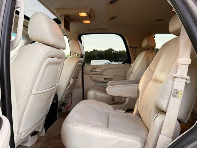 2007 Cadillac Escalade Standard