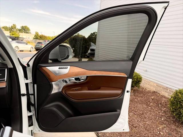 2019 Volvo XC90 T6 Inscription