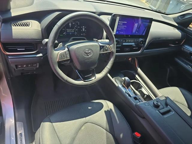 2024 Toyota Grand Highlander Hybrid Platinum MAX