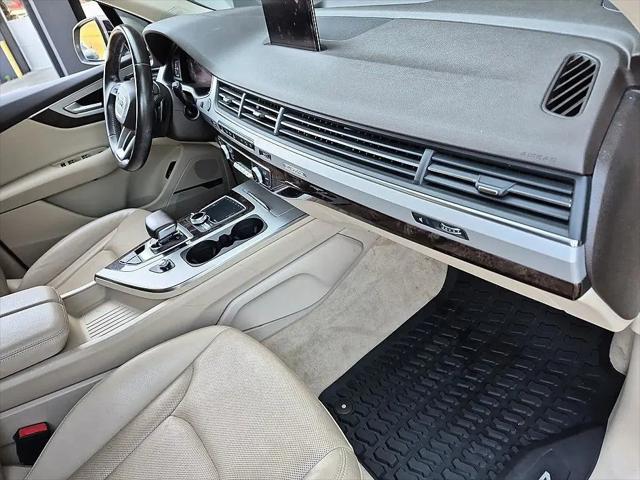 2019 Audi Q7 45 Premium