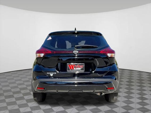2024 Nissan Kicks S Xtronic CVT