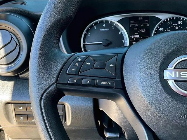 2024 Nissan Kicks S Xtronic CVT