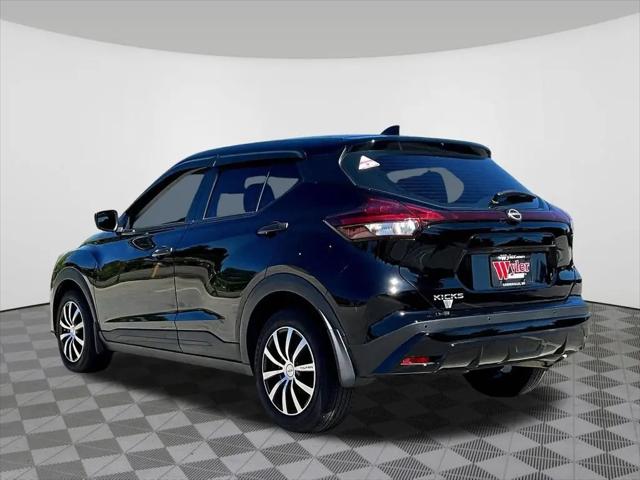 2024 Nissan Kicks S Xtronic CVT