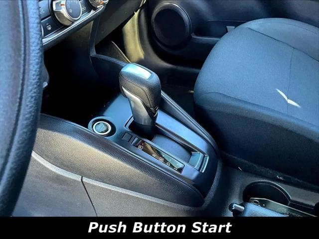 2024 Nissan Kicks S Xtronic CVT