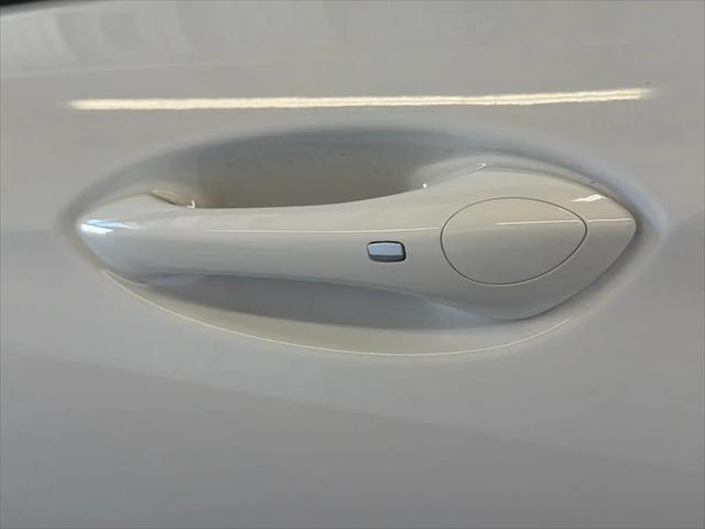 2026 Buick NV Preferred FWD
