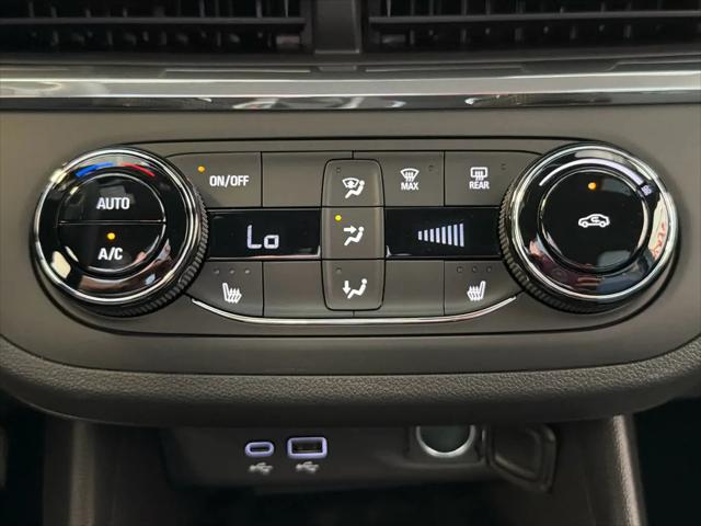 2026 Buick NV Preferred FWD