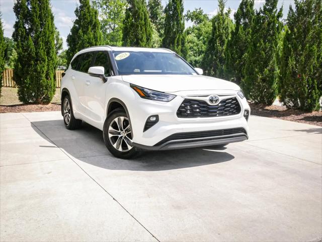 2024 Toyota Highlander XLE