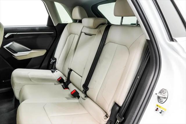 2024 Audi Q3 Premium 45 TFSI S line quattro Tiptronic