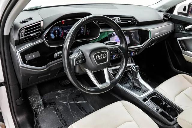 2024 Audi Q3 Premium 45 TFSI S line quattro Tiptronic