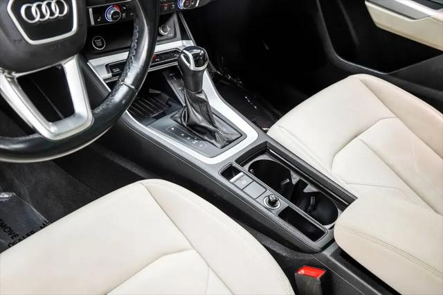 2024 Audi Q3 Premium 45 TFSI S line quattro Tiptronic