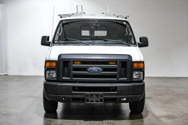 2011 Ford E-350 Super Duty Commercial