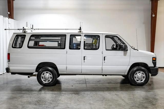 2011 Ford E-350 Super Duty Commercial