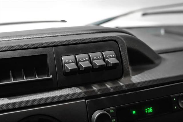 2011 Ford E-350 Super Duty Commercial