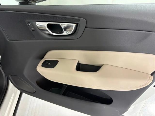 2026 Volvo XC60 B5 Core
