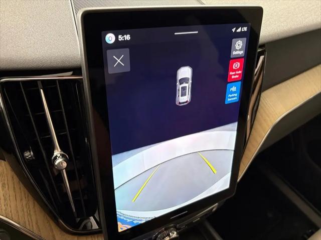 2026 Volvo XC60 B5 Core