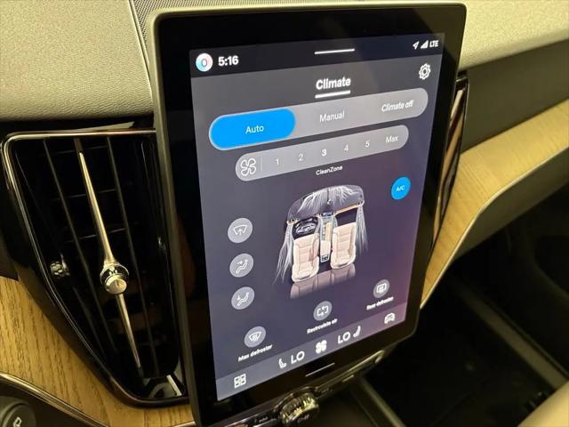 2026 Volvo XC60 B5 Core