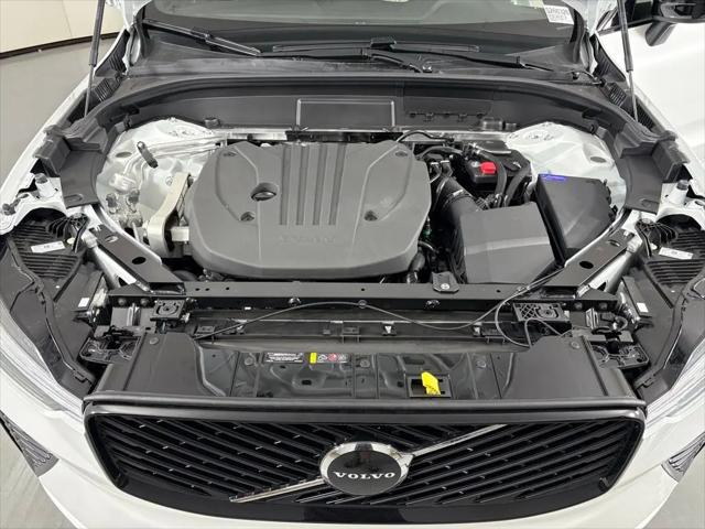 2026 Volvo XC60 B5 Core